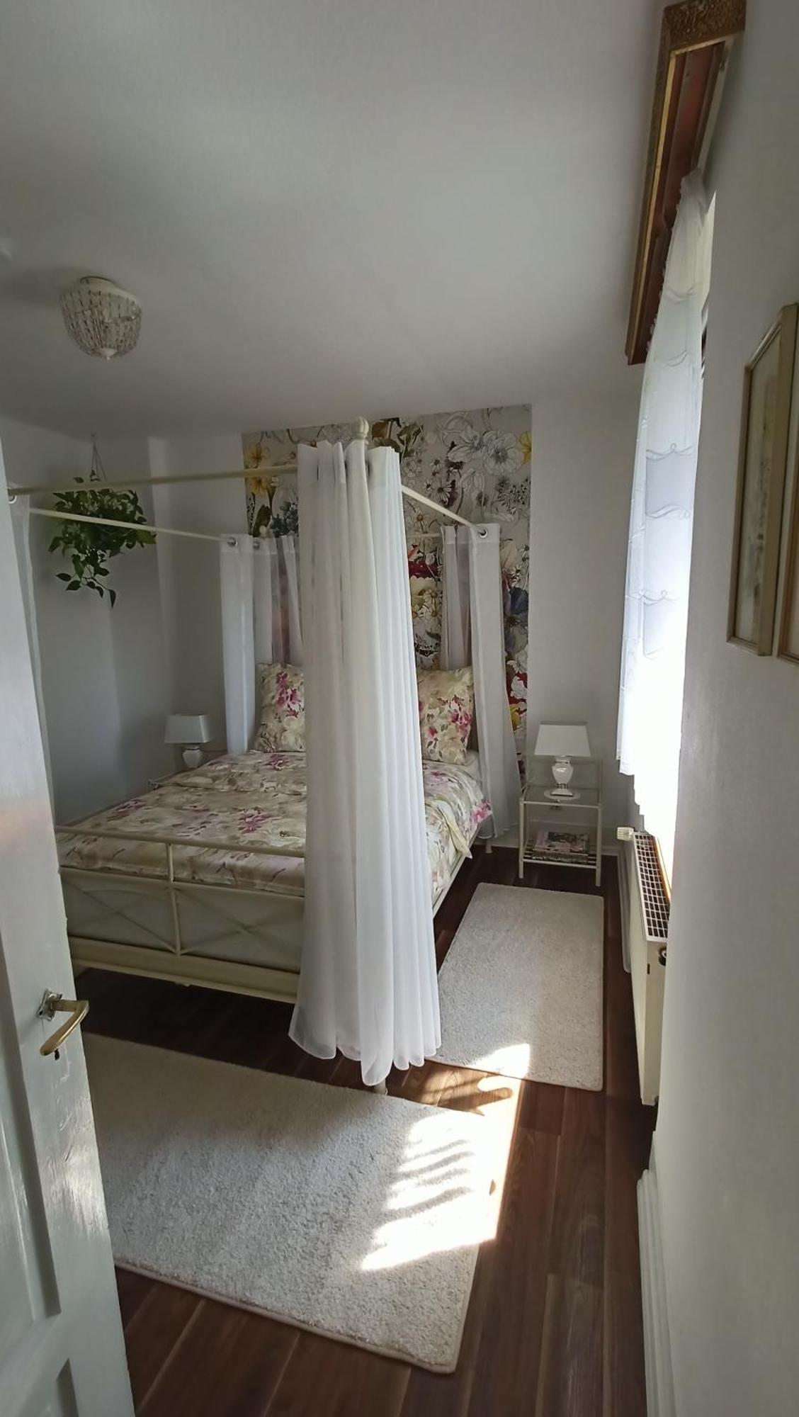 Urlaub Mit Charme In Der Kleinsten Stadt Der Pfalz. Obermoschel Exterior photo
